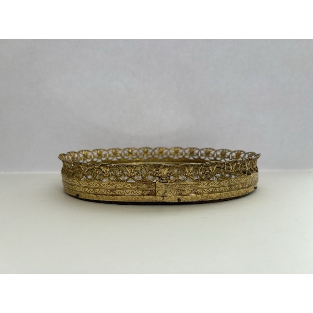 Vintage Oval Filigree Dresser Vanity Mirror Hollywood Regency 7 1/4 inX5 1/2 in - Picture 2 of 8